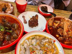 -老闵田螺馆·南昌特色小炒(梦时代店)
