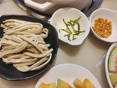 -小骨煲金华砂锅(转塘金街美地店)