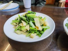 -九头鸟酒家·湖北菜(航天桥店)