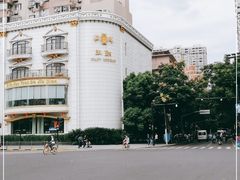 -王朝大酒店徐汇店-地面停车场