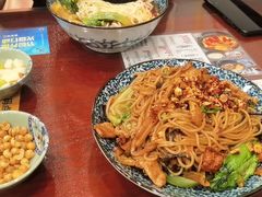 -螺世纪螺蛳粉·桂味小排档(裕德店)