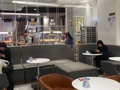 大堂-奈雪的茶(市百一店)