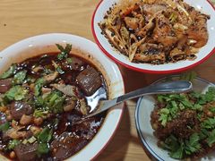 -朱大嘴肥肠血旺(福字街店)