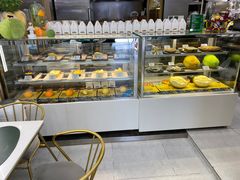 面包甜点陈列柜-猫王榴莲世家(三里屯SOHO商场店)