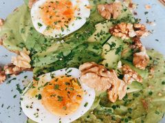 牛油果煮蛋吐司-RAC BAR(安福路店)