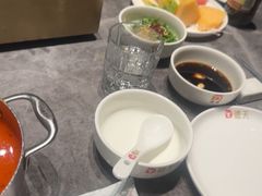 -德天肥牛海鲜火锅(城西银泰店)
