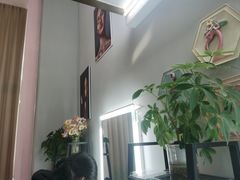 -ME觅妆·定制美妆·彩妆私教(菱角湖店)