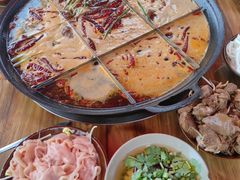 -正南齊北重庆老火锅(光华村直营店)