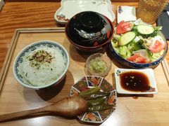 -肉魁屋·烧肉·烧鸟·酒场(高新店)