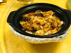 砂锅鱼头煲-罗记家常菜(鸿景花园店)