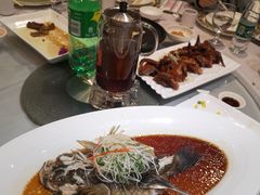 -御花园·粤菜·海鲜火锅(中山公园店)