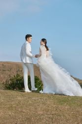 点击看大图 -挪娅婚纱摄影皇家会所