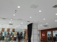 -肃宁华斯国际裘皮城