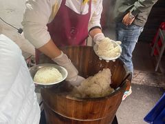 -梁阿婆廿年老牌扣肉糯米饭