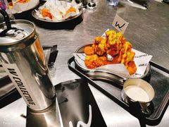 -W COLLECTIVE  DESSERT SHOP