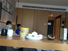 -优逸酒店(柳州窑埠古镇万象城店)