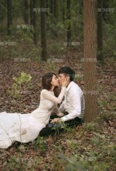 -都市丽人婚纱摄影