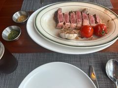 -MONICH牛排融合餐厅(和义大道购物中心店)