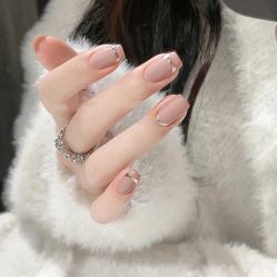 -悦指间美甲美睫