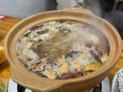 -威邵鸡煲(西华路总店)