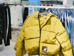 -H&M(天一广场店)