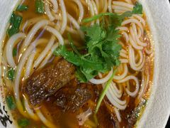 -黑白电视长沙小吃(美林M·LIVE天地东座店)