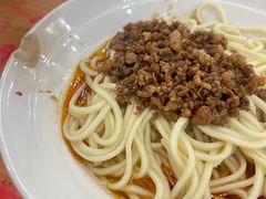 素椒杂酱面-华兴街自力面店