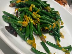 鸡枞菌炒乳瓜-壹零捌道·北京烤鸭(车公庄店)