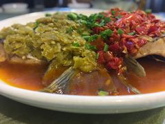 双色开胃鱼头王-渝湘厨(古美店)