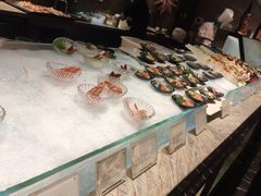 -半岛翡丽海鲜自助餐厅(观风亭店)