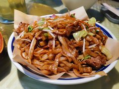 干炒牛河-廣九广味食堂-猪肚鸡火锅(曼哈顿店)