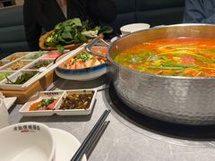 -野山舂·贵州现舂酸汤牛肉(民生路店)