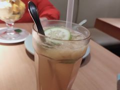 -Lia Cafe Bar Restaurant松山咖啡屋