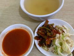 -泰国猪脚饭(三棵树民族风情街店)