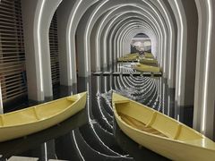 -涨巢·潮玩水疗局