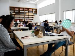 -上海市静安区图书馆(新闸路馆)