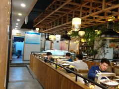 自助取餐区-炉盛炭火烤肉