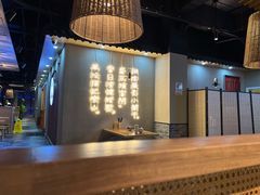 大堂-肖四女乐山跷脚牛肉(南汇大学城生活广场店)