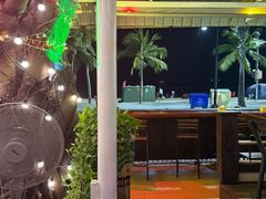 -Green Tree Rest. & Pub