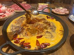 -旧街市鲜货老火锅(大光路店)