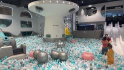 -MINI MARS KIDS CLUB亲子家庭中心(长宁天山店)