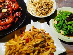 -巴厘龙虾·榜首油焖大虾(音乐学院·沿江酒馆店)