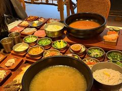 -银米·云南传统过桥米线(双廊黑金冠店)