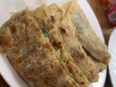 -溢心园香河肉饼总店
