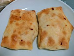 烤包子-丝绸之路新疆艾则孜烧烤餐厅(锁金店)