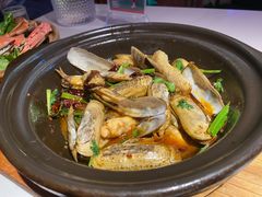 -蚝堡海鲜·威海菜·海肠捞饭·烧烤·亚洲吃蚝公司(幸福门店)