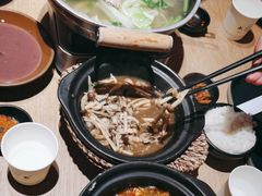 -川堂风·跷脚牛肉·乐山爆炒(宝山日月光店)