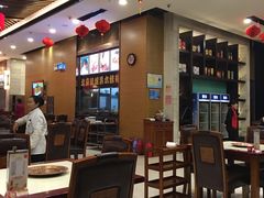 大堂-满旗楼 北京烤鸭·涮羊肉火锅(武昌店)