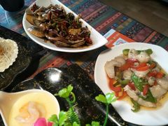-忘忧草融合私房菜(红鼎国际店)