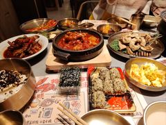 -草家酱蟹炭火烤肉店(珲春南路一店)
